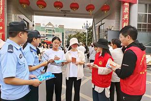 字母哥：当我老了有了孙子可能会回顾人生 但现在我没多余的时间